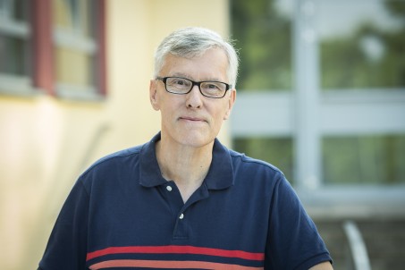 Portrait Dr. Reiner Bahr